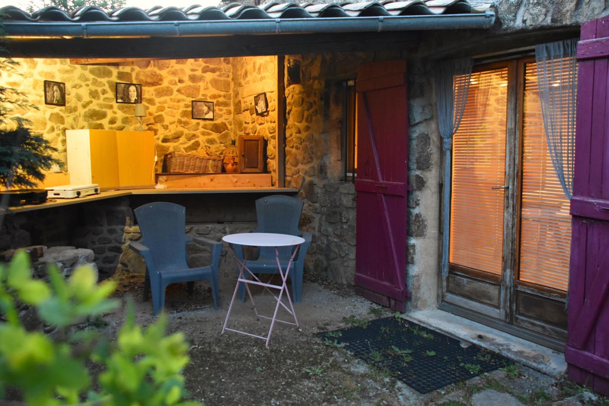 Chambre D'Hotes De Thoree Maclas Exterior photo